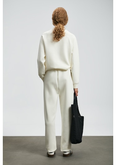 Lufian Kadın Alıce Örme Sweatshırt 122030016 Kırık Beyaz Kırık Beyaz Lufian Kadın Alıce Örme Sweatshırt 122030016 Kırık Beyaz Kırık Beyaz