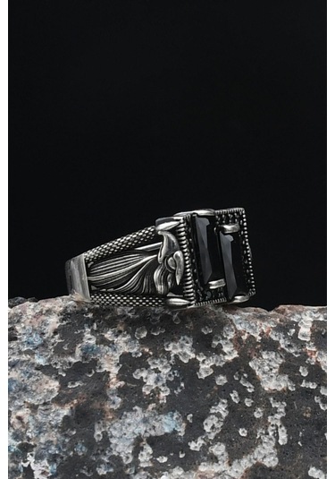 Kartal Figürlü Siyah Baget Taşlı 925 Ayar Gümüş Erkek Yüzüğü 901034