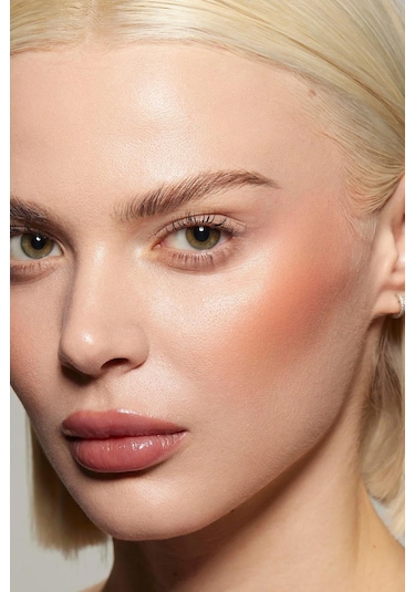 Kylie Hybrid Allık Yumuşak Mat Bitişli 216 Sienna 2.5gr 216 Sienna