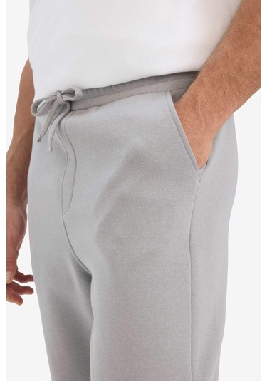 Defacto Regular Fit Beli Bağcıklı Cepli Düz Paça Kalın Eşofman Altı D7836ax25augr198 Gri
