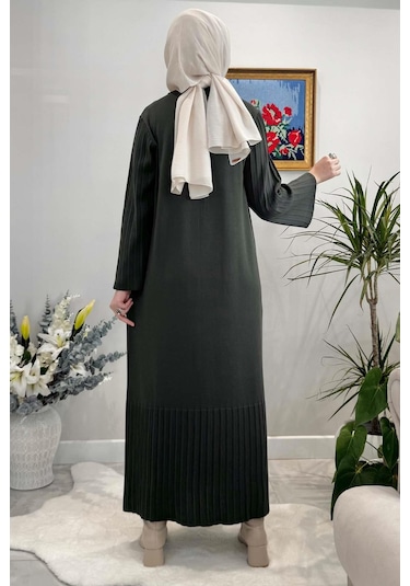 Banu Broşlu Triko Elbise Haki Normal