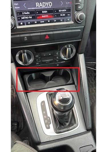 Audi A3 İkili Bardaklık Tak Kullan