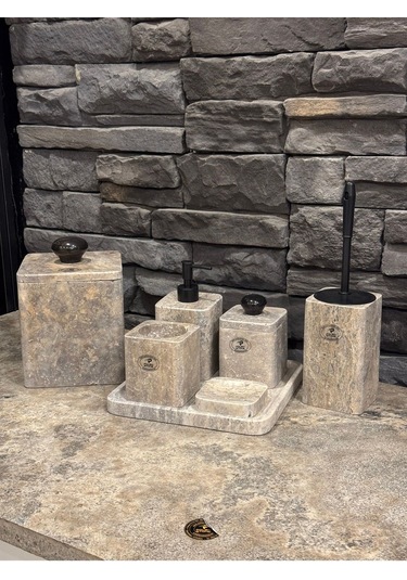 Silver Traverten Kare Model Yedi Parça Banyo Seti Beyaz