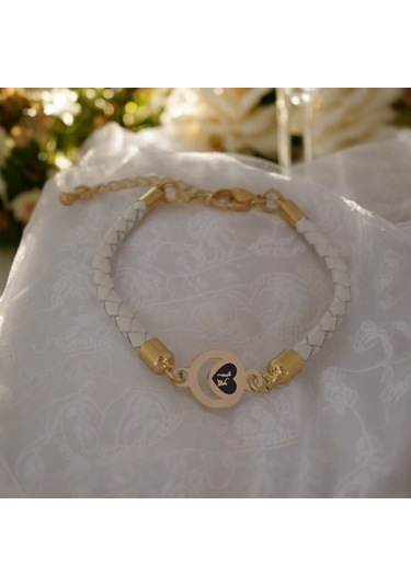 Archin Aşk Temalı Doğal Beyaz Derili Ay Motifli 14 Ayar Altın Plakalı Hediye Bileklik-477sembol Aşk Sembolü