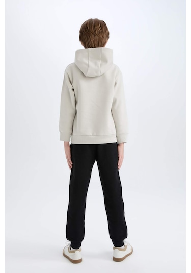 DeFacto Erkek Çocuk 2'li Takım Kalın Kapüşonlu Baskılı Sweatshirt Beli Lastikli Eşofman Altı D6870A824CWGR492 DeFacto Erkek Çocuk 2'li Takım Kalın Kapüşonlu Baskılı Sweatshirt Beli Lastikli Eşofman Altı D6870A824CWGR492