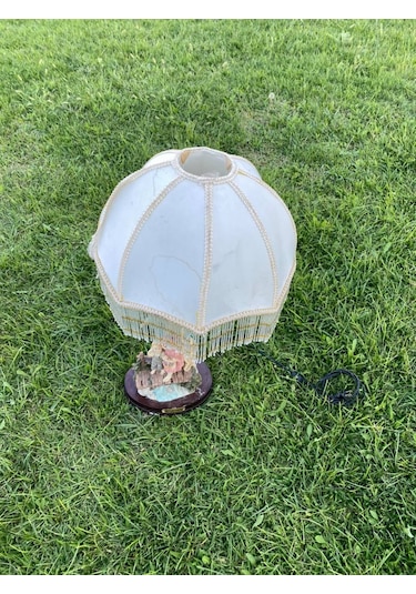 Melek Figürlü Antika Abajur 65 CM Hafif Kusurlu