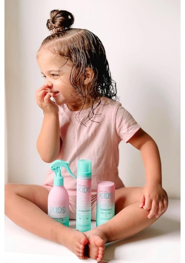 Giovanni Eco Chic Kids Dolaşıklık Açıcı Çocuk Saç Spreyi 236ml