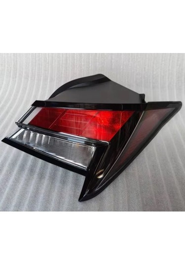 Hyundai Elantra 2021-2024 Stop Lambası Ledli Stop Sağ