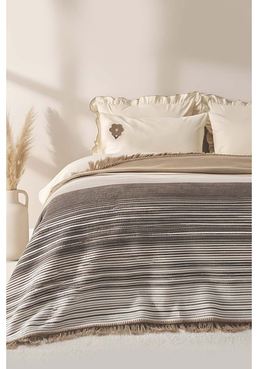 Veloura Bej Çift Kişilik Püsküllü Battaniye Çok Renkli