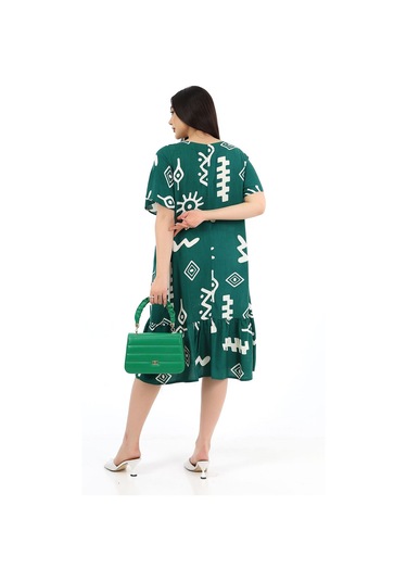 Schık Kadın Viskon Yarım Kol V Yaka Cepli Fırfırlı Elbise Koyu Yeşil Koyu Yeşil