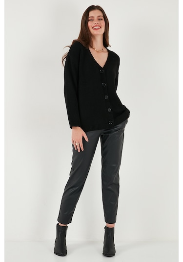 Lela Regular Fit V Yaka Düğmeli Triko Bayan Hırka 4616229 Siyah
