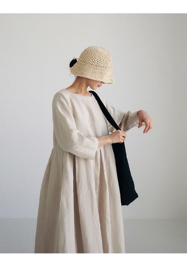 İlkbahar Ve Yaz Kadın Elbise Gevşek Büyük Boy Pamuk Keten Yuvarlak Boyun Kazak Düz Renk Uzun Elbise Askı Elbise Bej