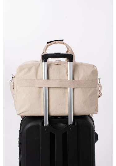 Seyehat Spor Çantası Kabin Boy Valiz 45 35 Cm Omuz Ve Çapraz Askılı Hafif Klinkır Çanta Su İtici Krem
