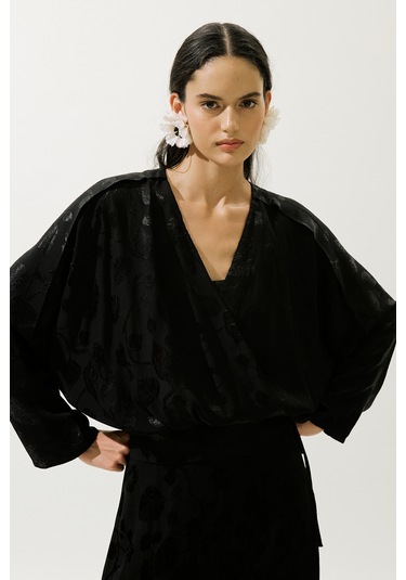 Jakarlı Saten Kimono Siyah Siyah