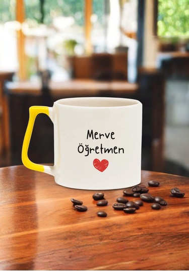 Öğretmenler Günü Kişiye Özel Renkli Kulplu Öğretmen Kupası Sarı