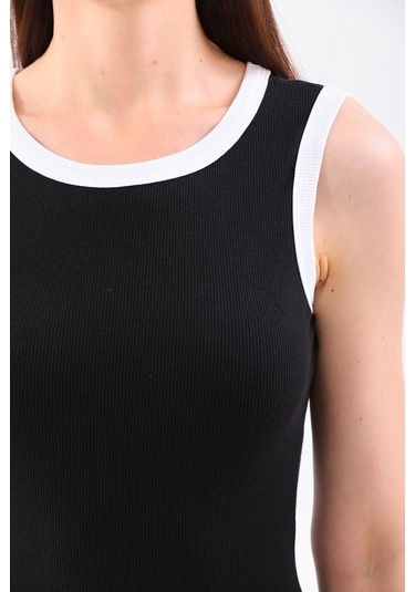 Beyaz Biyeli Kolsuz Diz Altı Fitilli Esnek Siyah Kalem Elbise Beyaz - Siyah