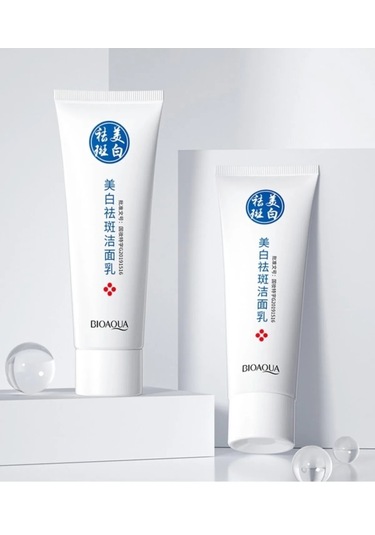 Bioaqua Leke ve Çil Karşıtı Aydınlık Görünüm Veren Yüz Temizleyici 80 G