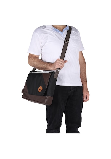 Strong 15.6 Inch Laptop Bölmeli Omuz Askılı Postacı Çantası Kft03 Siyah