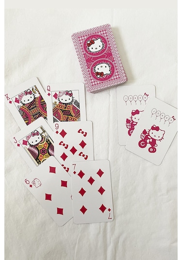 Hello Kitty Iskambil Destesi