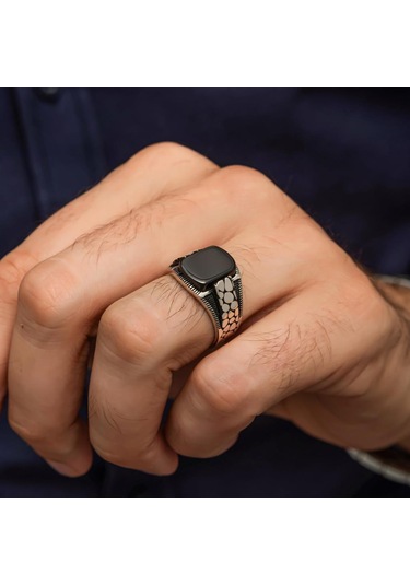 Siyah Oniks Taşlı Damar Desenli 925 Gümüş Yüzük Beyaz