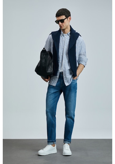 Lufian Gerardo Smart Jean Erkek Pantolon Regular Fit Mavi Mavi 111200202100300 Mavi Lufian Gerardo Smart Jean Erkek Pantolon Regular Fit Mavi Mavi 111200202100300 Mavi