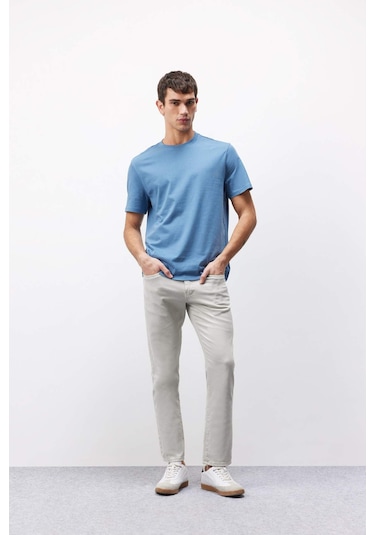 DeFacto %100 Pamuk New Regular Fit Bisiklet Yaka Basic Düz Kısa Kollu Tişört V7699AZ25SPIN195 DeFacto %100 Pamuk New Regular Fit Bisiklet Yaka Basic Düz Kısa Kollu Tişört V7699AZ25SPIN195