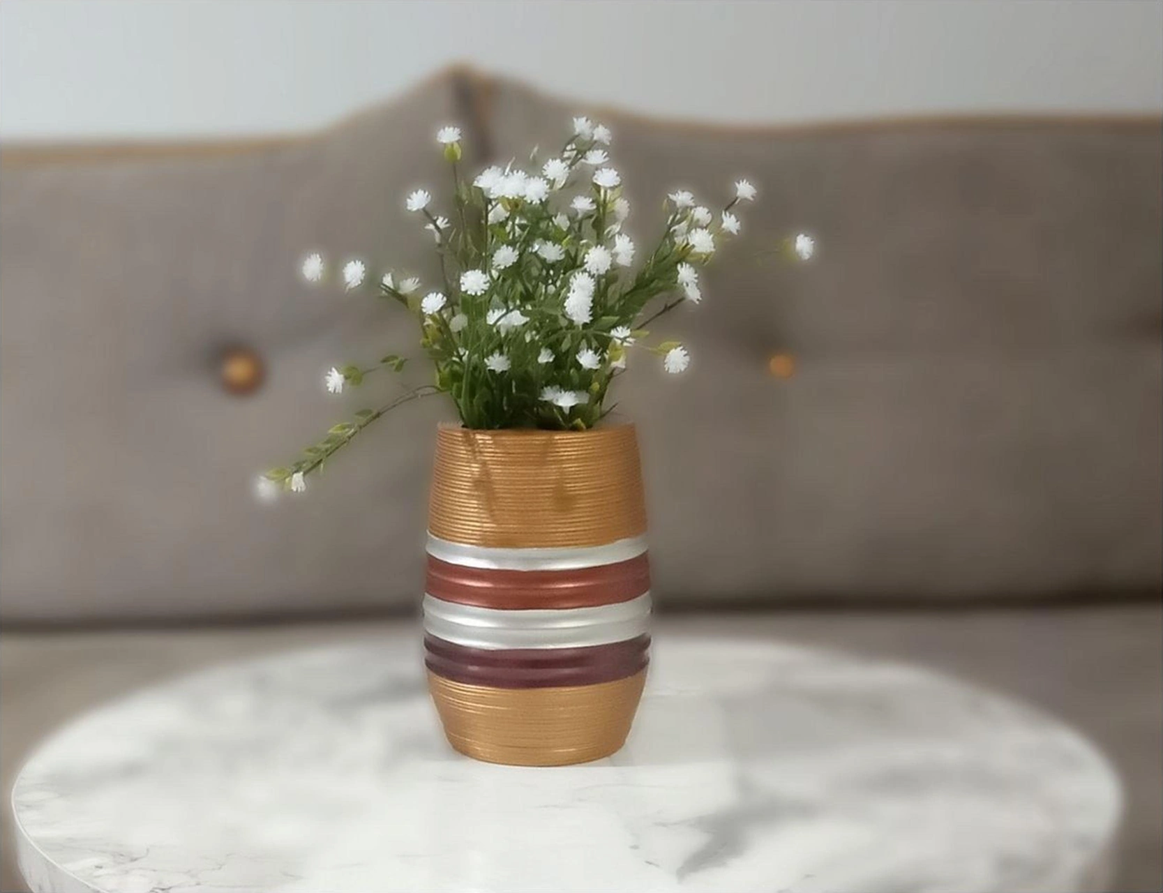 2 Adet Vazo Dahil,vazoda Çiçek,beyaz Yapay Çiçek,vazo Dekoratif Metalik Kahve Poliresin 6x6x17cm Çok Renkli