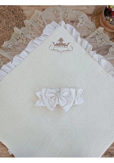 Yenidoğan Wool Yün Kumaş Taç Nakışlı Güpür Duvaklı Fiyonk Prizma Taş Unisex Kundak Bebek Battaniyesi Kahverengi Çok Renkli