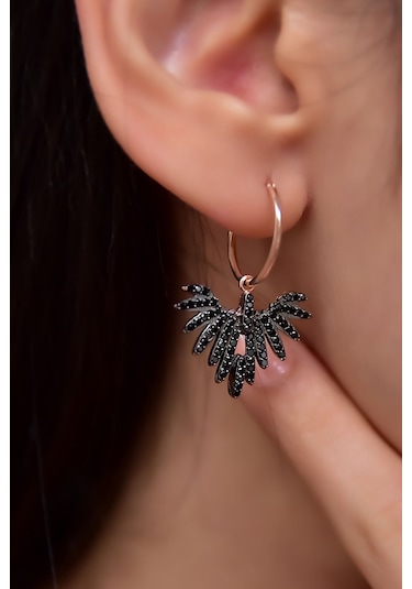 925 Ayar Gümüş Rose Kaplama Siyah Zirkon Taşlı Kadın Anka Kuşu Figürlü Halkalı Küpe