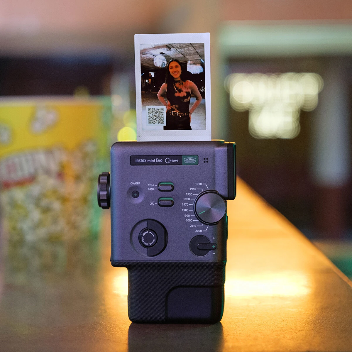Fujifilm Instax Mini Evo Cinema Şipşak Fotoğraf Makinesi