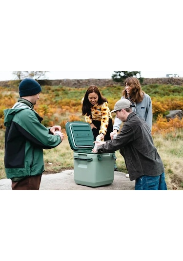 Stanley Adventure Taşınabilir Soğutucu Kamp Buzluğu 28 Lt 10-0193 Yeşil