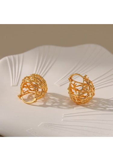 Samdoo 18k Altın Küçük Kafes Desenli Minimalist Küpe - Modern Geometrik Tasarım, Unik Stili Ve Dayanıklılık İle Her Zaman Mükemmel Diğer