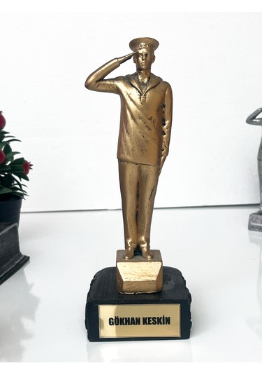 Kişiye Özel Asker Figürü Biblo Hatıra Masa Üstü Dekoratif Heykel