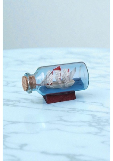 Şişe İçerisinde Gemi Maketi
