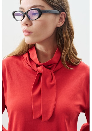 Yüksek Yaka Bağlamalı Bluz Kırmızı Kırmızı