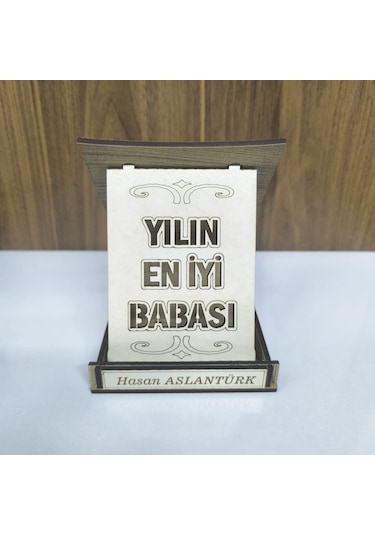 Kişiye Özel Yılın En İyi Babası Ahşap Plaket