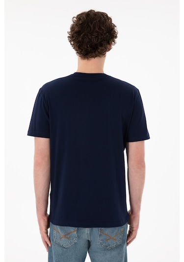U.S. Polo Assn. Erkek Regular Fit V Yaka Lacivert Basic Tişört 50305858-VR033 U.S. Polo Assn. Erkek Regular Fit V Yaka Lacivert Basic Tişört 50305858-VR033