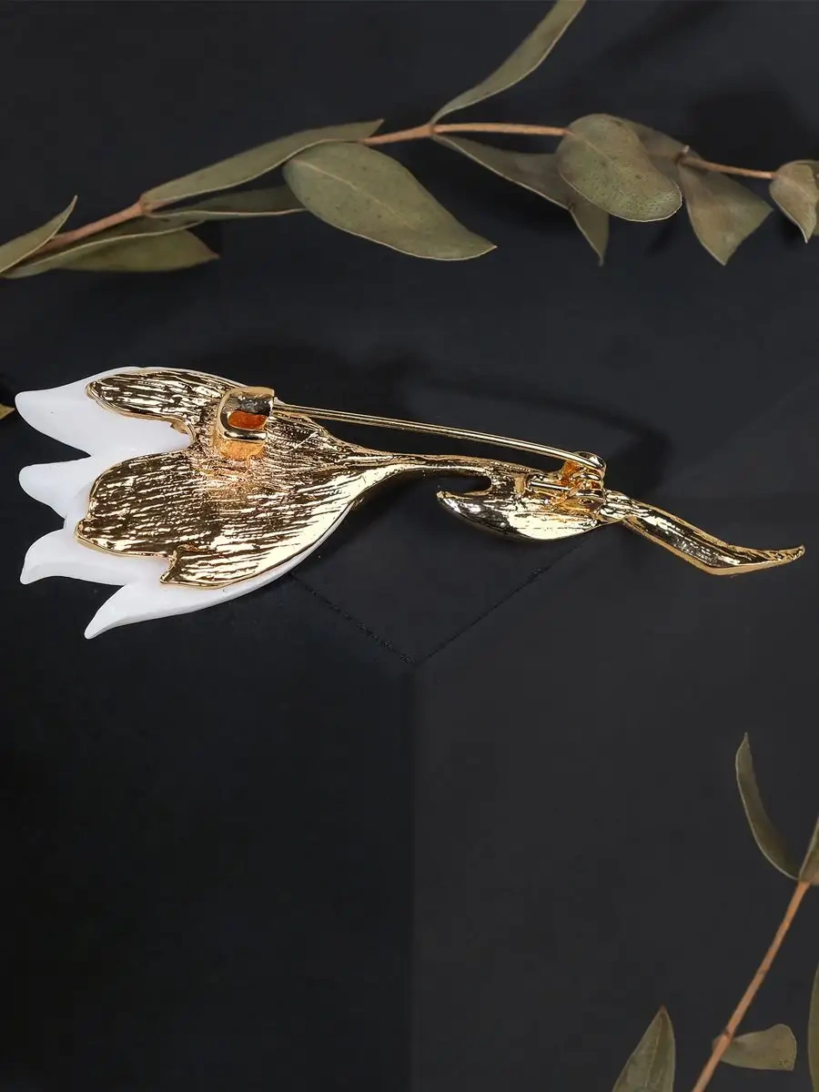 Queen Fair Kadın Broş Şık Orijinal 19888541 Beyaz