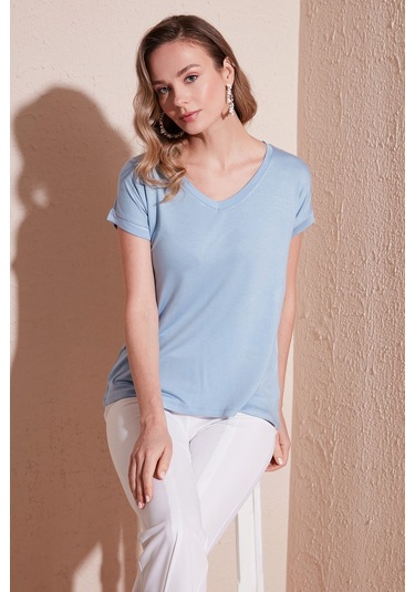 Lela V Yaka Rahat Kesim Yırtmaçlı Bayan Bluz 5862000 Bebe Mavi