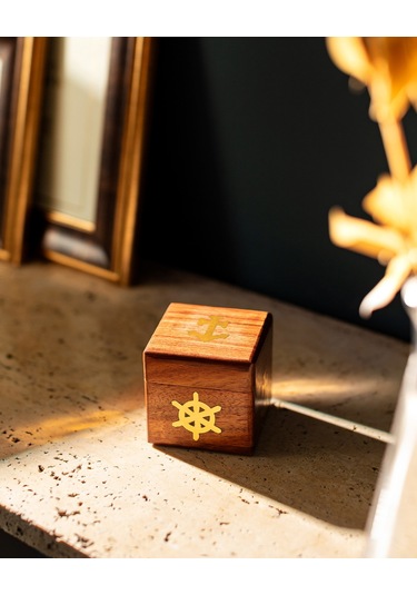 Madame Coco Raison Kutu