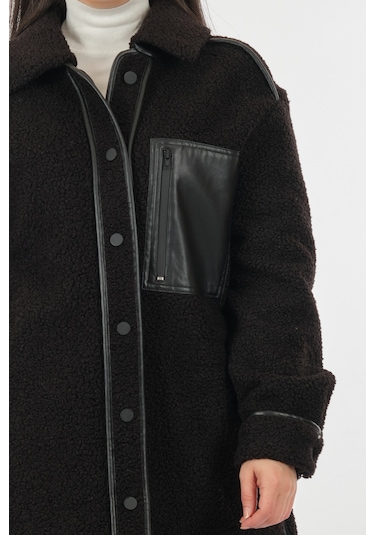 Ekol Düz Yaka Büyük Beden Cepli Uzun Kollu Siyah Kadın Manto 2220 001