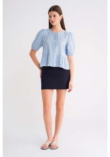 4688 Kadın Balon Kol Çiçek Desenli Peplum Bluz Bebe Mavi Bebe Mavi