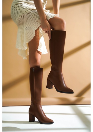 Kleo Kahverengi Deri Topuklu 7cm Yanı Fermuarlı Günlük Kullanım Çizme Kahverengi Deri