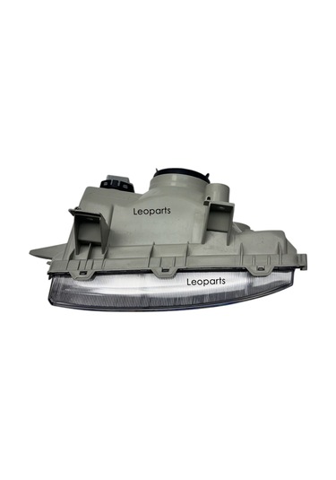 Leoparts Mitsuishi Fuso Canter Far Lambası Sol 2012-2020 Mk581217