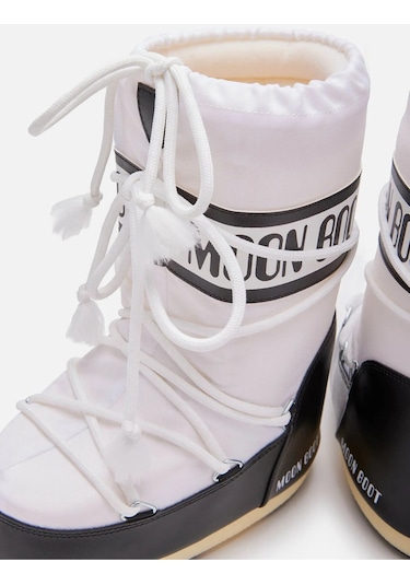 Moon Boot Nylon Kadın Kar Botu 2monw2010010 Sİyah Moon Boot Nylon Kadın Kar Botu 2monw2010010 Sİyah