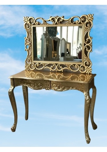 Dresuar Aslan Ayak Model Kayın Torna Parlak Gold Lake Çekmece Ayna Lüx Oyma Gold Dresuar Aslan Ayak Model Kayın Torna Parlak Gold Lake Çekmece Ayna Lüx Oyma Gold