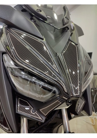 Yamaha Xmax 2018-2021 Karbon Desen Ön Far Üstü Pad