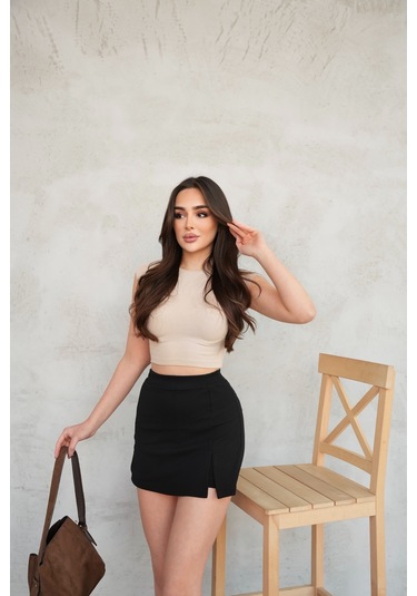 Kadın Yandan Yırtmaçlı Mini Şort Etek Siyah
