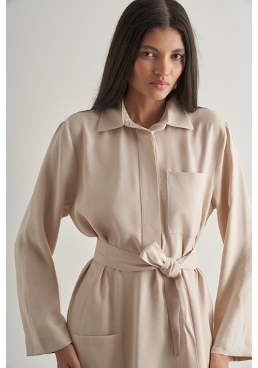 Mizalle Modal Karışımlı Kuşaklı Taş Rengi Uzun Gömlek Elbise Taş