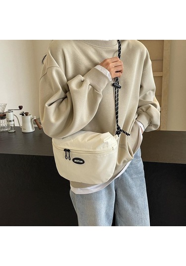 Sarı 2024 Yeni Naylon Postacı Çantası Moda Hamur Tatlısı Çanta Kadınlar İçin Naylon Crossbody Çanta Yarım Ay Koltuk Altı Çantası Büyük Omuz Çantaları Sarı